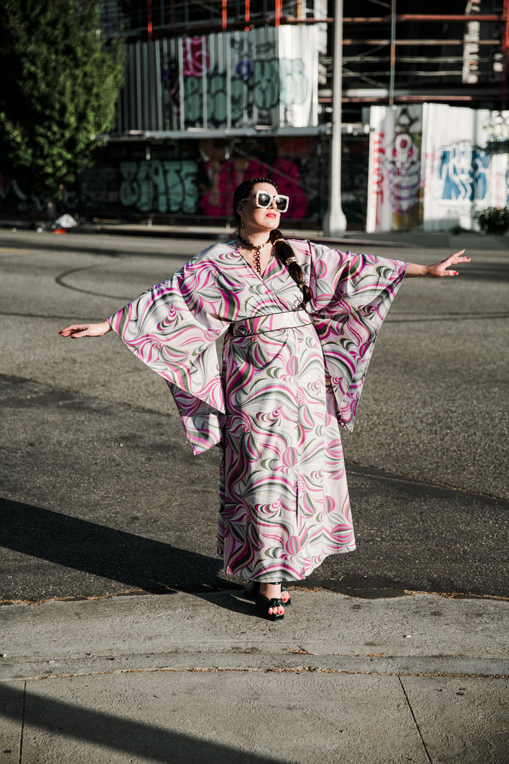 Bohémienne Kimono Robe “Jump In" (Purple)